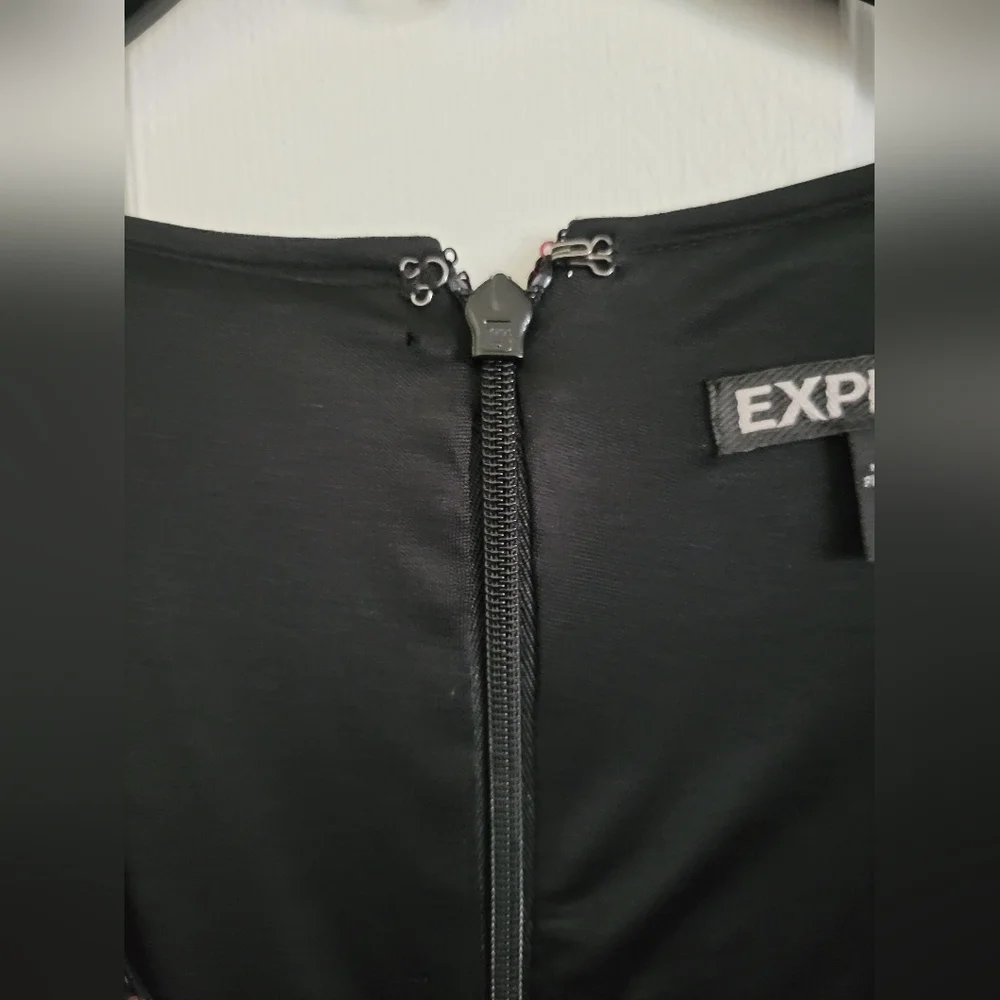 Express Women's Red Copper Sequin V-neck Mini Dress Size 8 - Picture 3 of 6